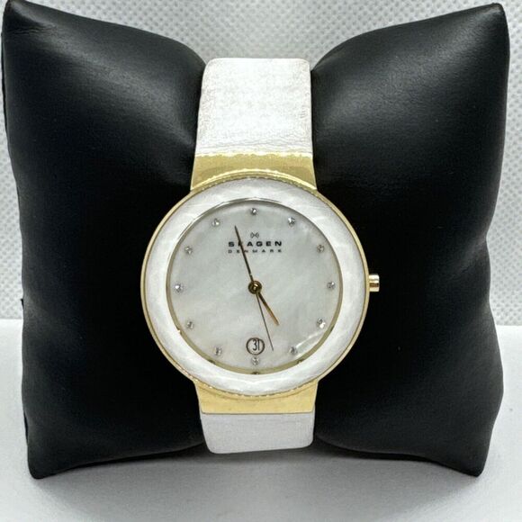 Skagen SKW2033 Women's White Leather Mother of Pearl Dial Quartz Watch JNA550 - Picture 1 of 11